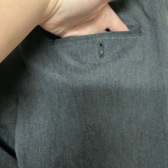 Old Navy size 30x32 gray ultimate straight built-in flex dress pants - Picture 5 of 7